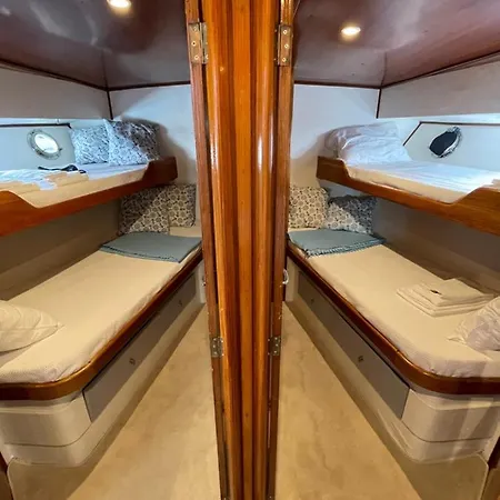 Hotel en barco Infantman Yatch *